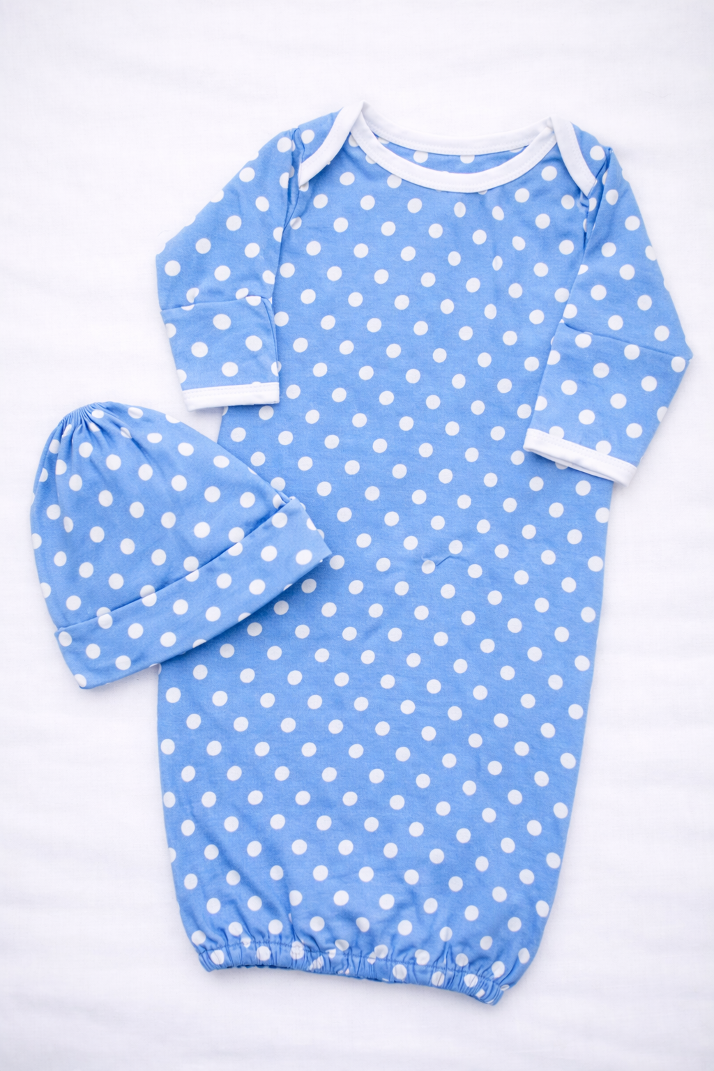 Dotty Blue Newborn Baby Gown & Hat Set
