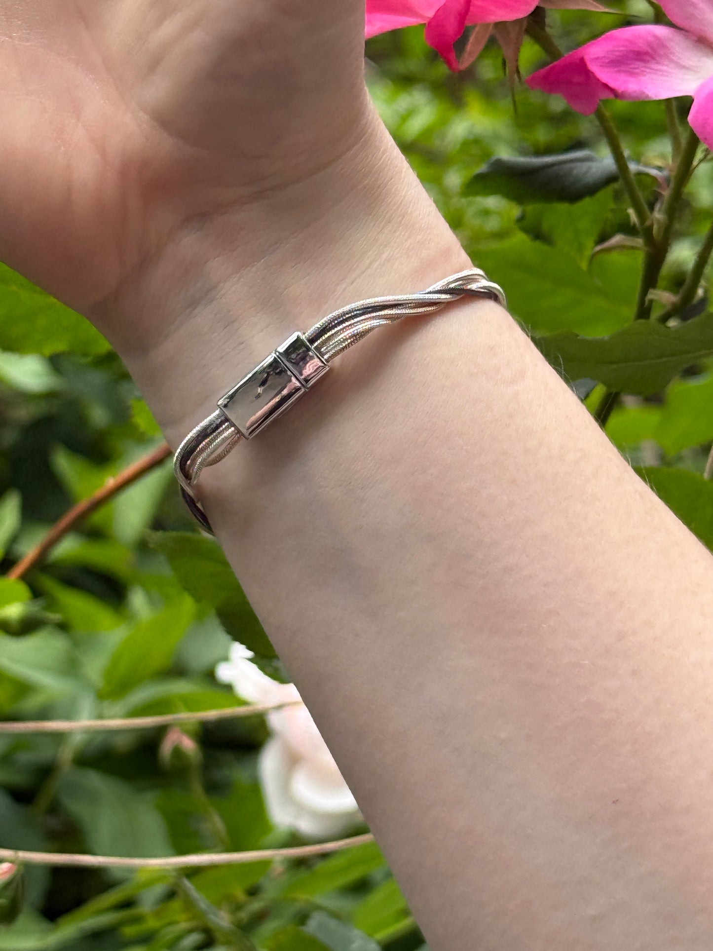 Evie Magnetic Bracelet