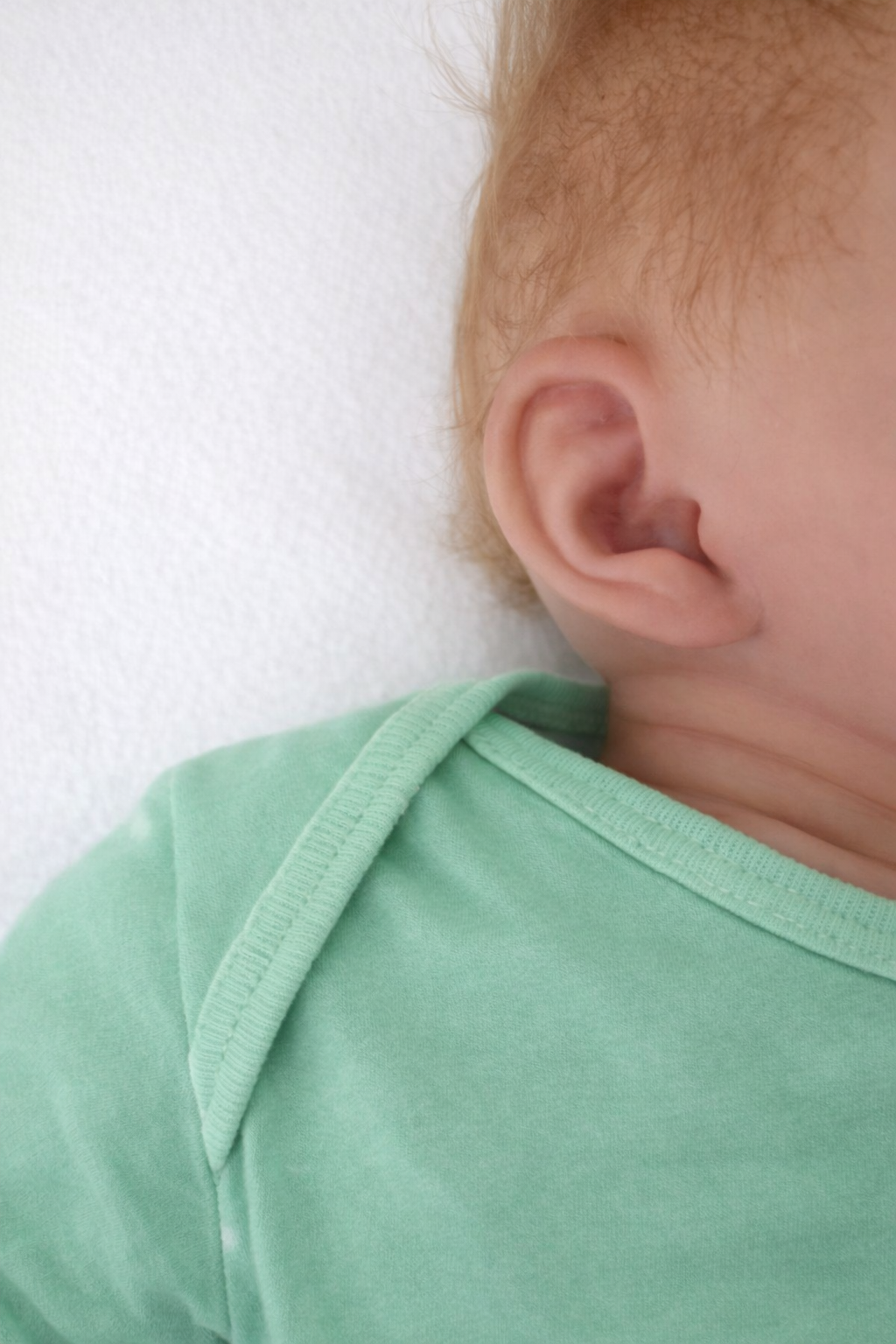 Simply Sage Newborn Baby Gown & Hat Set